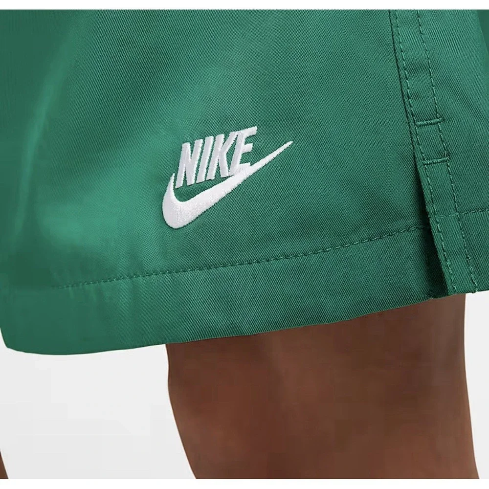 Nike Club Men's Running Shorts Lightweight Athletic‎ Drawstring Woven Flow Green
